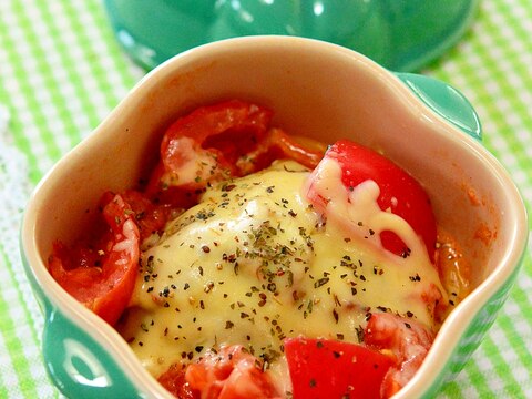 パプリカの肉詰めリメイク♪トマトチーズ焼き〜パスタ